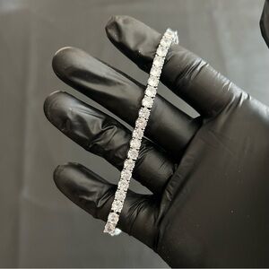 Moissanite Tennis Bracelet VVS1 5mm 7 Inches Silver Brand New Free Shipping